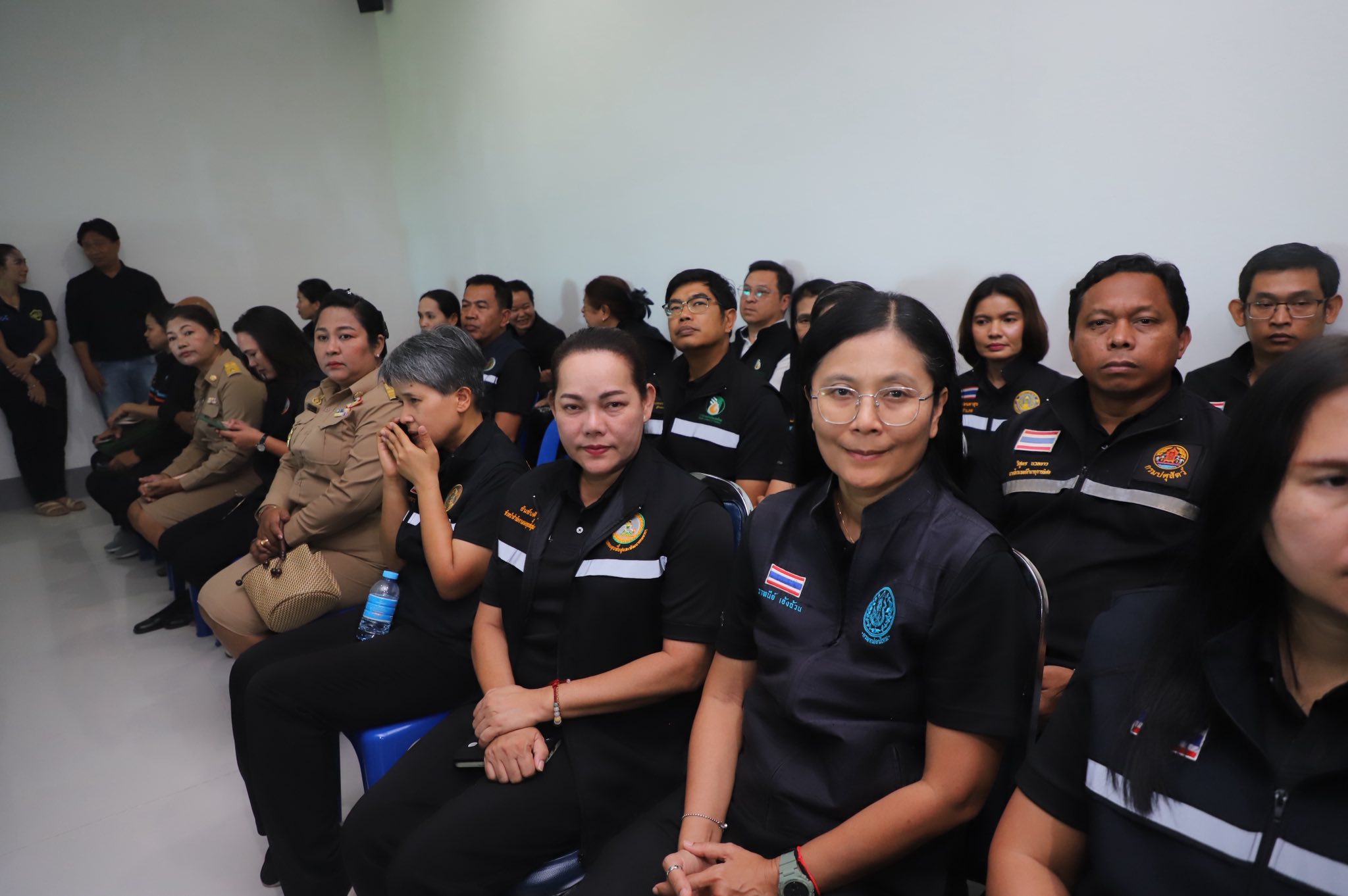 title - รมช.เกษตรฯ มอบโฉนดเพื่อการเกษตร โฉนดต้นไม้ ยกระดับที่ดินทำกินในกระบี่ หนุนเกษตรกรเข้าถึงแหล่งทุน